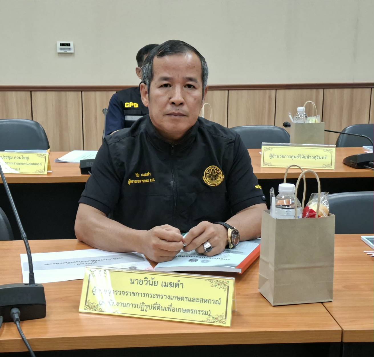 title - ผู้ตรวจราชการ ส.ป.ก. เข้าร่วมประชุมติดตามผลการดำเนินงานตามแผนการตรวจราชการของผู้ตรวจราชการกระทรวงเกษตรและสหกรณ์ ประจำปีงบประมาณ พ.ศ. 2569 รอบที่ 1 เขตตรวจราชการที่ 13 จังหวัดสุรินทร์